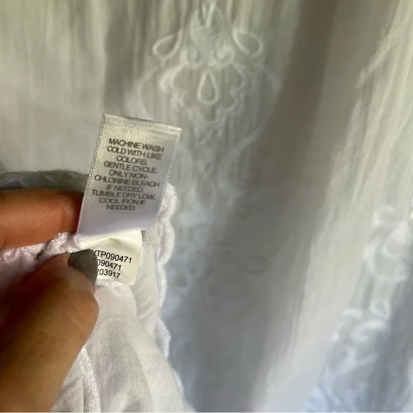 J. Jill White Relaxed Embroidered Blouse - Picture 8 of 8